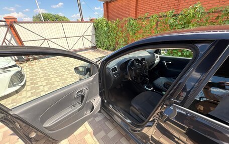 Volkswagen Polo VI (EU Market), 2016 год, 930 000 рублей, 5 фотография