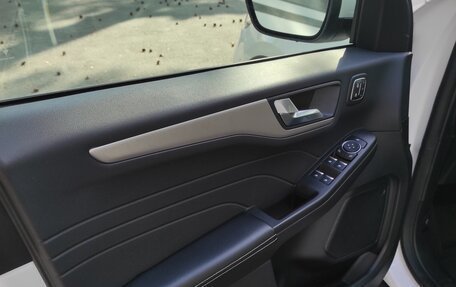 Ford Escape, 2021 год, 2 500 000 рублей, 21 фотография