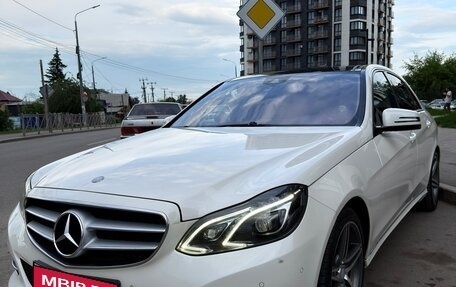 Mercedes-Benz E-Класс, 2013 год, 2 300 000 рублей, 4 фотография