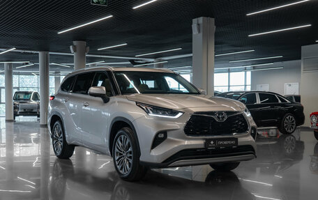 Toyota Highlander, 2026 год, 5 650 000 рублей, 2 фотография
