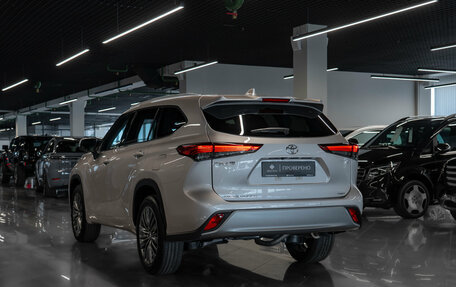 Toyota Highlander, 2026 год, 5 650 000 рублей, 4 фотография