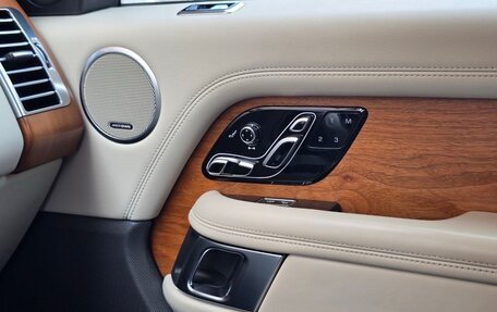 Land Rover Range Rover IV рестайлинг, 2020 год, 6 999 000 рублей, 16 фотография