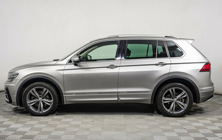 Volkswagen Tiguan II, 2018 год, 3 398 000 рублей, 9 фотография