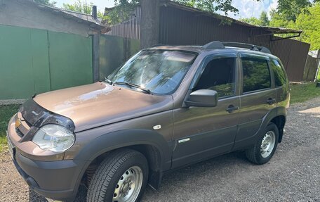 Chevrolet Niva I рестайлинг, 2014 год, 375 000 рублей, 1 фотография