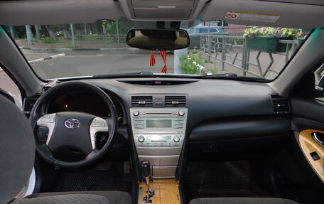 Toyota Camry, 2006 год, 1 100 000 рублей, 22 фотография