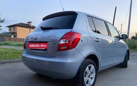 Skoda Fabia II, 2011 год, 643 000 рублей, 2 фотография