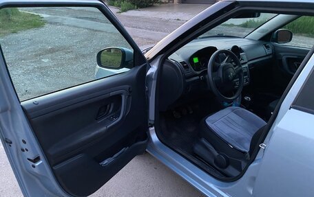 Skoda Fabia II, 2011 год, 643 000 рублей, 6 фотография