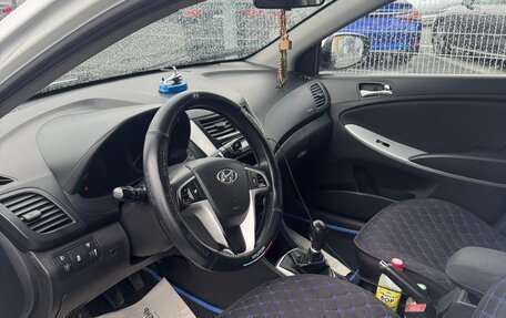 Hyundai Solaris II рестайлинг, 2012 год, 350 000 рублей, 7 фотография