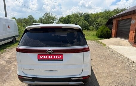 KIA Carnival, 2021 год, 2 500 000 рублей, 5 фотография