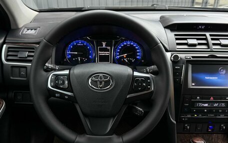 Toyota Camry, 2016 год, 1 890 000 рублей, 13 фотография