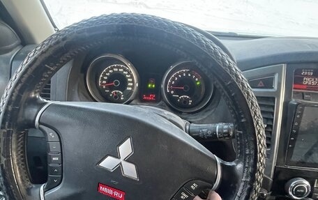 Mitsubishi Pajero IV, 2014 год, 2 400 000 рублей, 1 фотография
