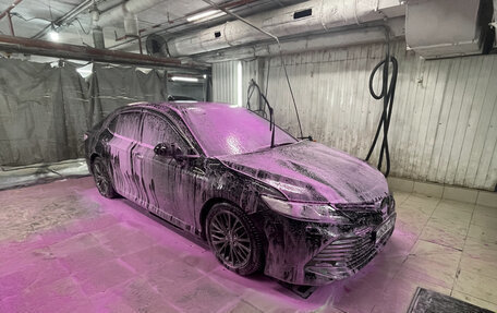 Toyota Camry, 2018 год, 3 000 000 рублей, 2 фотография