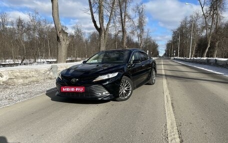 Toyota Camry, 2018 год, 3 000 000 рублей, 9 фотография