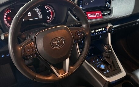 Toyota RAV4, 2021 год, 4 800 000 рублей, 7 фотография