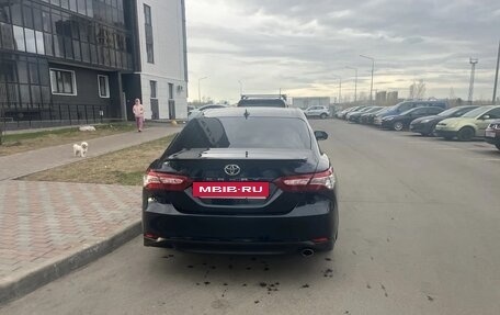 Toyota Camry, 2018 год, 2 700 000 рублей, 8 фотография