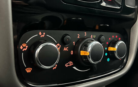 Renault Duster I рестайлинг, 2014 год, 890 000 рублей, 12 фотография