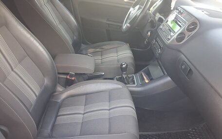 Volkswagen Golf Plus II, 2012 год, 800 000 рублей, 35 фотография