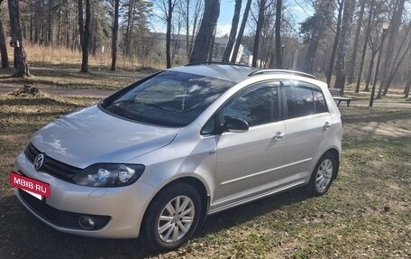 Volkswagen Golf Plus II, 2012 год, 800 000 рублей, 27 фотография