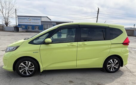 Honda Freed II, 2017 год, 1 490 000 рублей, 4 фотография