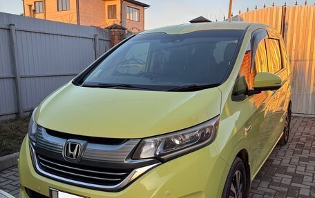 Honda Freed II, 2017 год, 1 490 000 рублей, 17 фотография