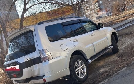 Mitsubishi Pajero IV, 2014 год, 2 400 000 рублей, 5 фотография