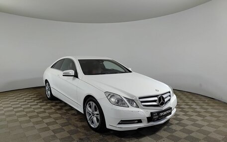 Mercedes-Benz E-Класс, 2012 год, 1 670 000 рублей, 3 фотография