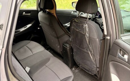 Hyundai Solaris II рестайлинг, 2015 год, 980 000 рублей, 5 фотография