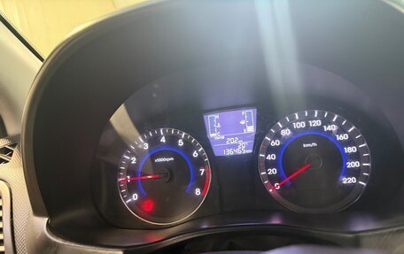 Hyundai Solaris II рестайлинг, 2016 год, 675 000 рублей, 9 фотография