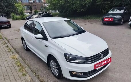 Volkswagen Polo VI (EU Market), 2018 год, 1 650 000 рублей, 2 фотография