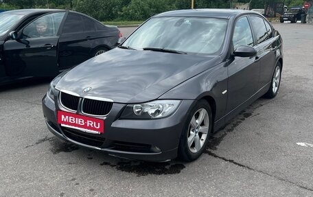 BMW 3 серия, 2007 год, 800 000 рублей, 2 фотография