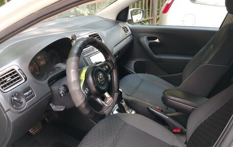 Volkswagen Polo VI (EU Market), 2018 год, 550 000 рублей, 3 фотография