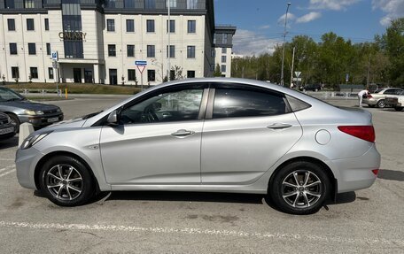 Hyundai Solaris II рестайлинг, 2012 год, 740 000 рублей, 2 фотография