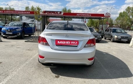Hyundai Solaris II рестайлинг, 2012 год, 740 000 рублей, 3 фотография