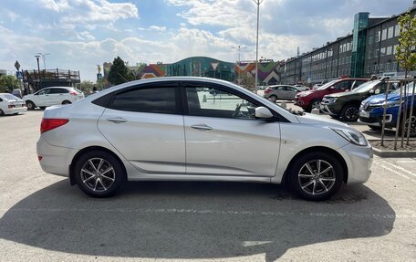 Hyundai Solaris II рестайлинг, 2012 год, 740 000 рублей, 4 фотография