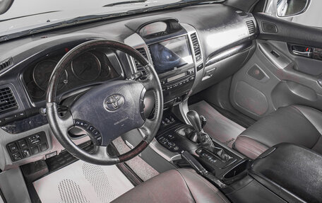 Toyota Land Cruiser Prado 120 рестайлинг, 2008 год, 2 579 000 рублей, 11 фотография