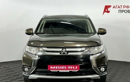 Mitsubishi Outlander III рестайлинг 3, 2015 год, 1 660 000 рублей, 3 фотография