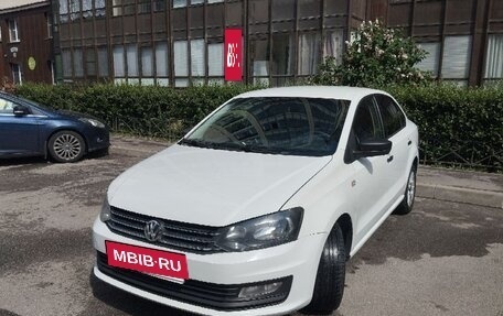Volkswagen Polo VI (EU Market), 2015 год, 750 000 рублей, 2 фотография