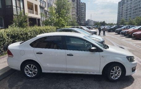 Volkswagen Polo VI (EU Market), 2015 год, 750 000 рублей, 5 фотография