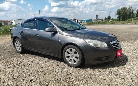 Opel Insignia II рестайлинг, 2011 год, 800 000 рублей, 1 фотография
