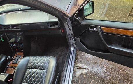Mercedes-Benz E-Класс, 1995 год, 1 200 000 рублей, 10 фотография