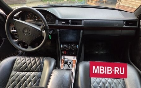 Mercedes-Benz E-Класс, 1995 год, 1 200 000 рублей, 11 фотография