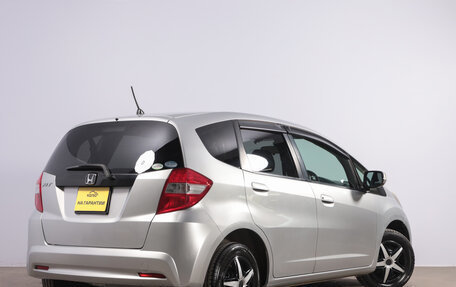 Honda Fit III, 2010 год, 799 000 рублей, 6 фотография