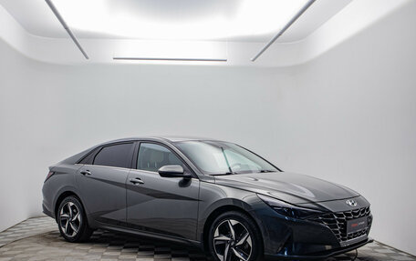 Hyundai Elantra, 2022 год, 2 240 000 рублей, 3 фотография