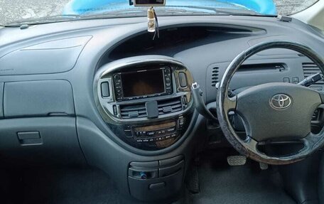 Toyota Estima III рестайлинг -2, 2004 год, 1 380 000 рублей, 5 фотография