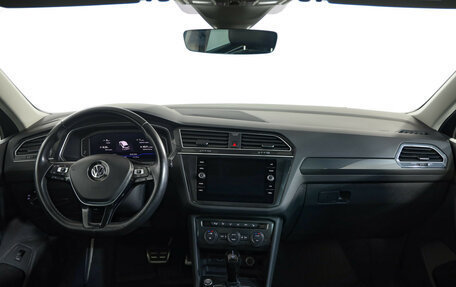 Volkswagen Tiguan II, 2020 год, 2 699 000 рублей, 10 фотография
