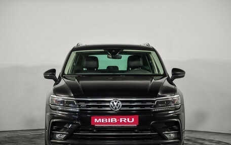 Volkswagen Tiguan II, 2020 год, 2 699 000 рублей, 2 фотография