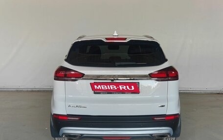 Geely Atlas, 2022 год, 2 020 000 рублей, 6 фотография