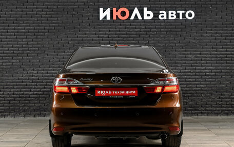 Toyota Camry, 2017 год, 2 500 000 рублей, 5 фотография