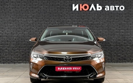 Toyota Camry, 2017 год, 2 500 000 рублей, 2 фотография