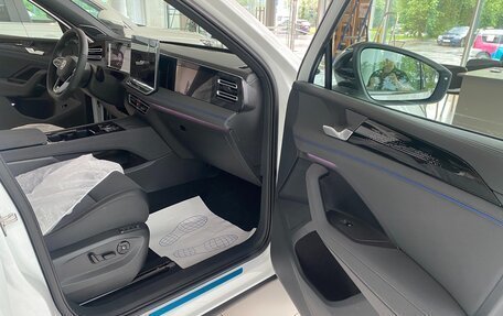 Volkswagen Tiguan, 2026 год, 4 750 000 рублей, 19 фотография